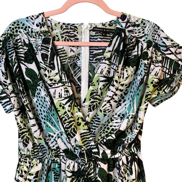 America & Beyond Hidden Cheetah Jumpsuit - Picture 3 of 10